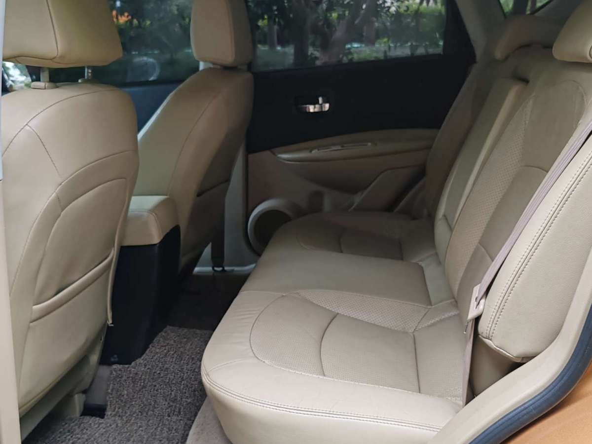 日產(chǎn) 逍客  2012款 2.0XV 雷 CVT 2WD圖片