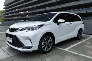 格瑞維亞 豐田 2.5L混動 尊貴PLUS版