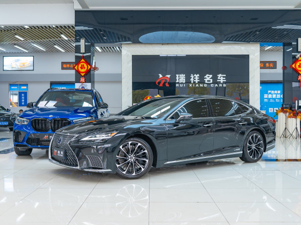 雷克萨斯 LS  2021款 500h 行政版