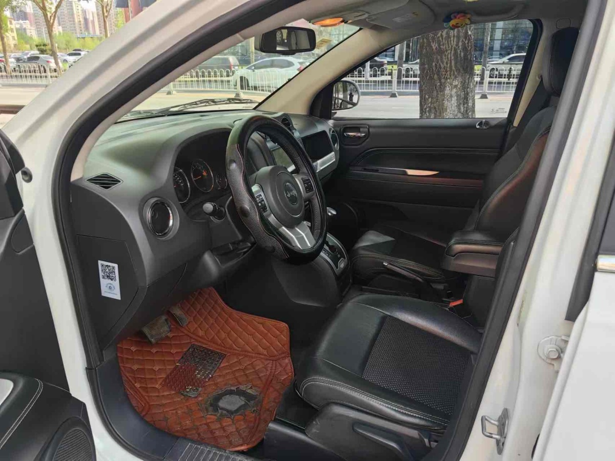 2016年3月Jeep 指南者  2014款 改款 2.4L 四驱舒适版