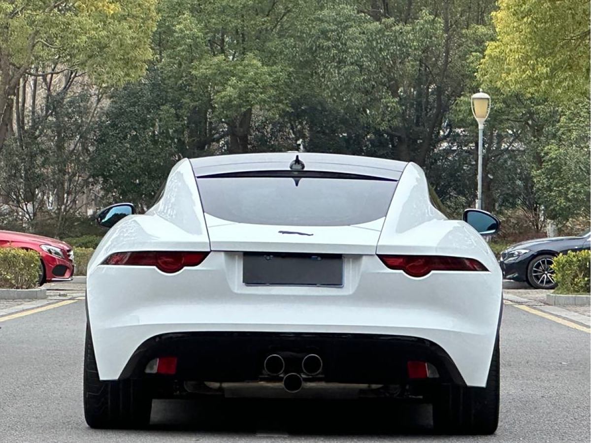 捷豹 F-TYPE  2019款 2.0T 硬頂版圖片