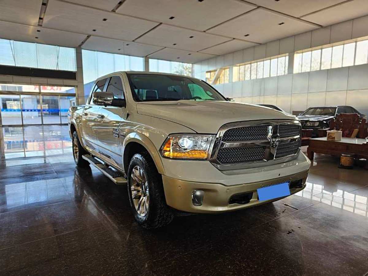 道奇 Ram  2013款 1500 5.7L圖片