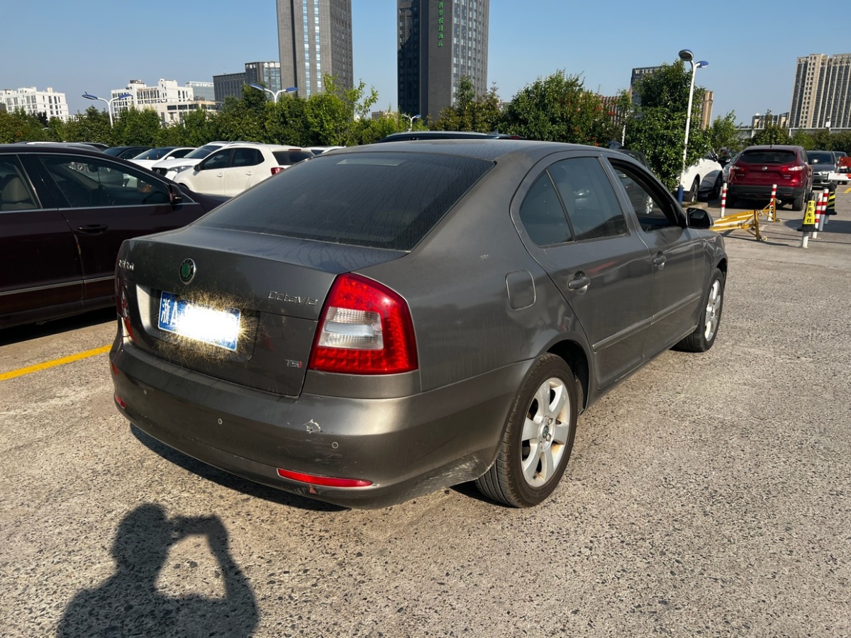 斯柯达 明锐 2010款 1.4tsi dsg逸俊版图片