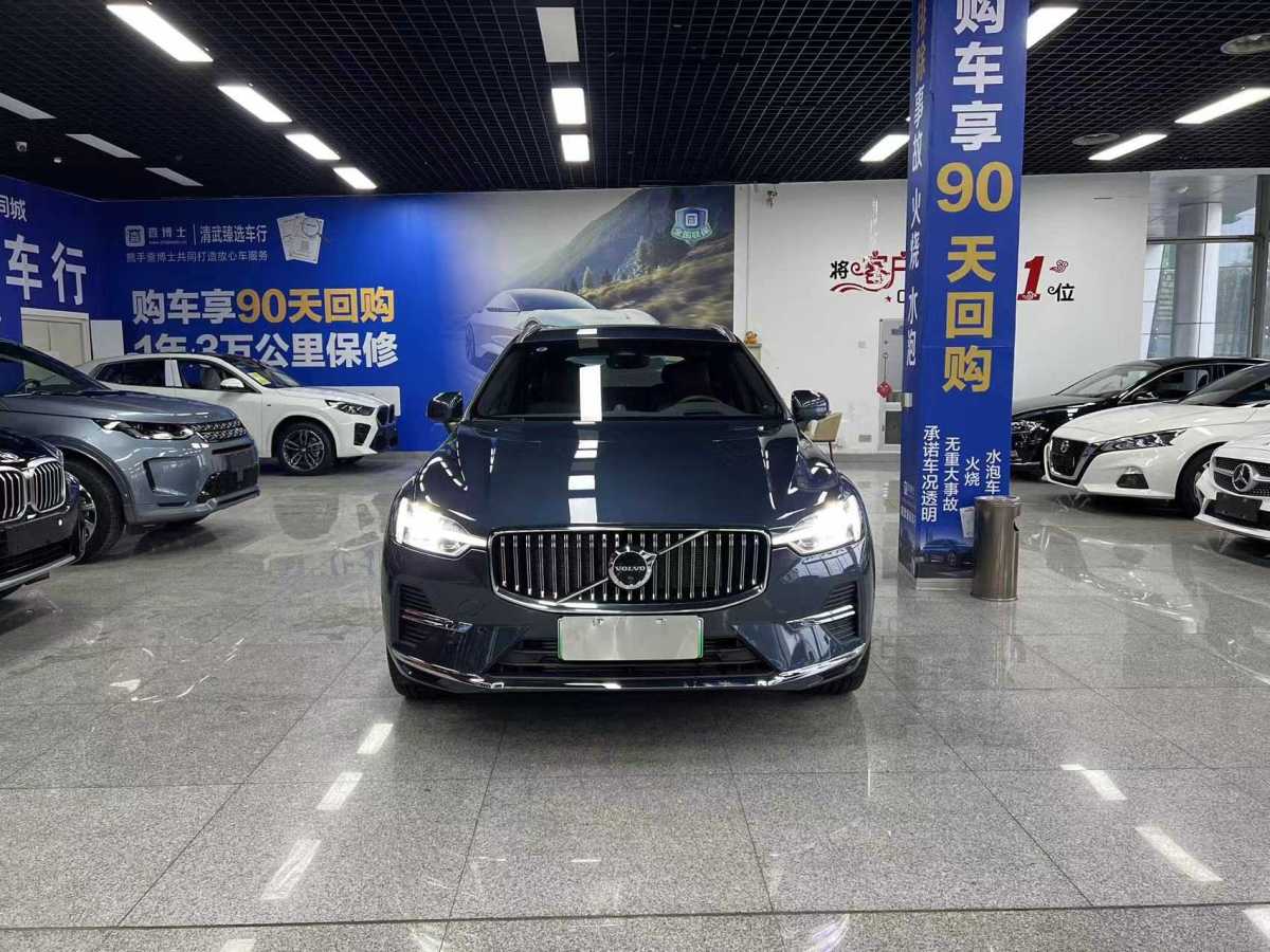 沃爾沃 XC60新能源  2024款 T8 插電混動(dòng) 長(zhǎng)續(xù)航四驅(qū)智雅豪華版圖片