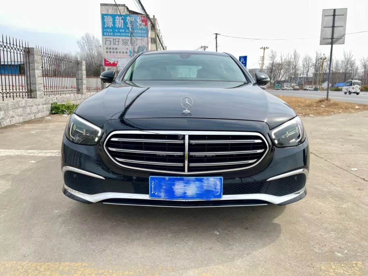 奔馳 奔馳E級(jí)  2023款 改款 E 300 L 時(shí)尚型圖片
