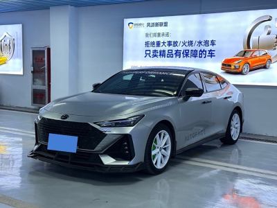 2023年4月 長安 長安UNI-V 1.5T 運(yùn)動版圖片