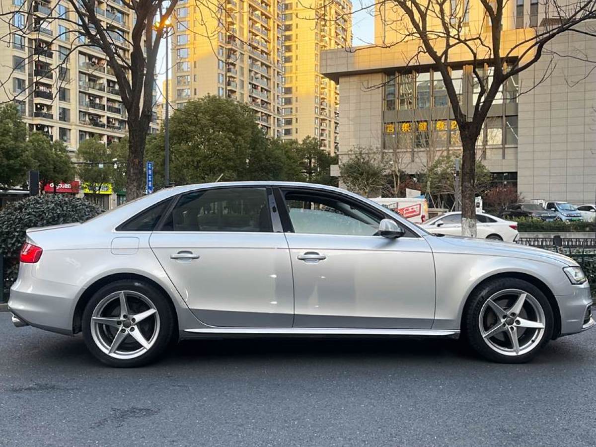 奧迪 奧迪A4L  2015款 45 TFSI quattro個性運(yùn)動型圖片