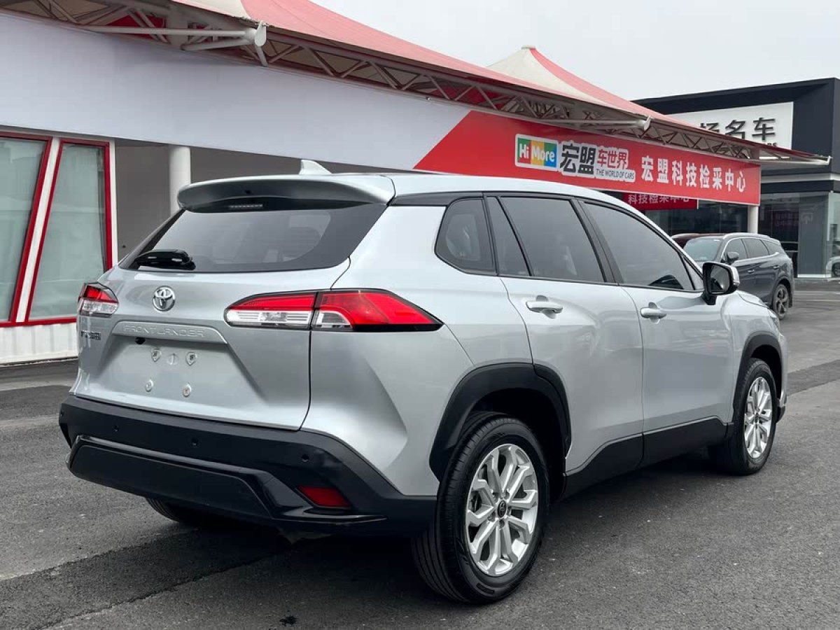 豐田 鋒蘭達  2022款 2.0L CVT領(lǐng)先版圖片