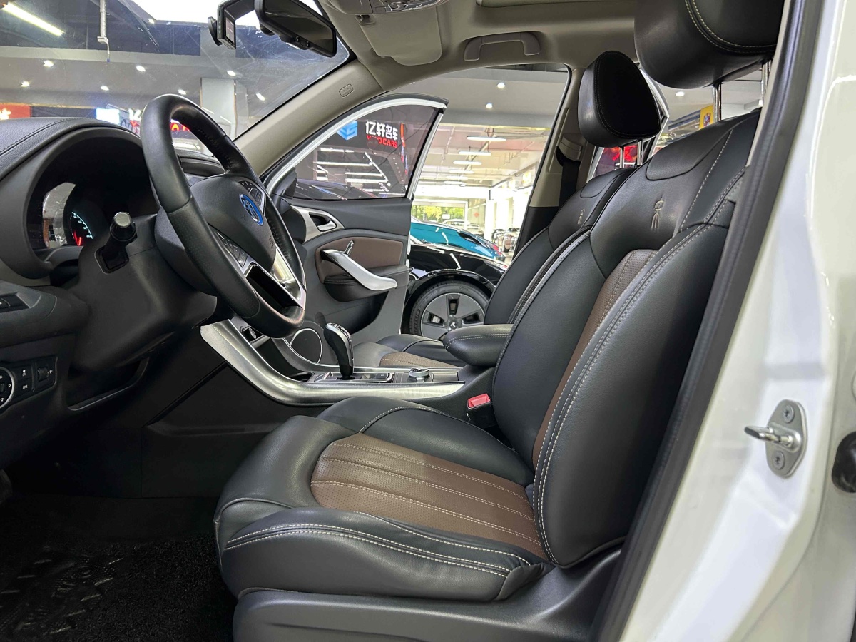 比亚迪 宋新能源  2017款 宋EV300 尊贵型图片