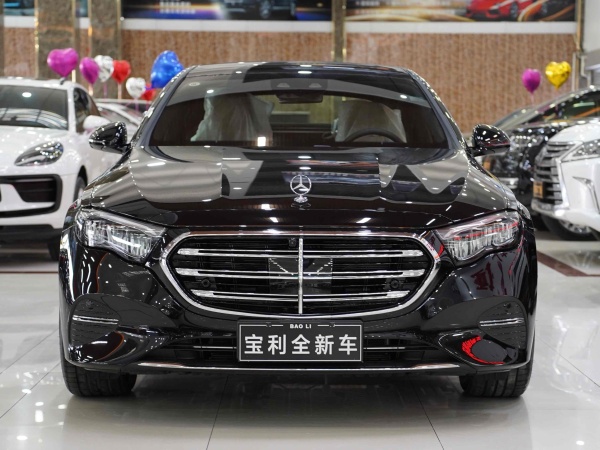 奔驰 奔驰E级  2021款 改款 E 300 L 时尚型