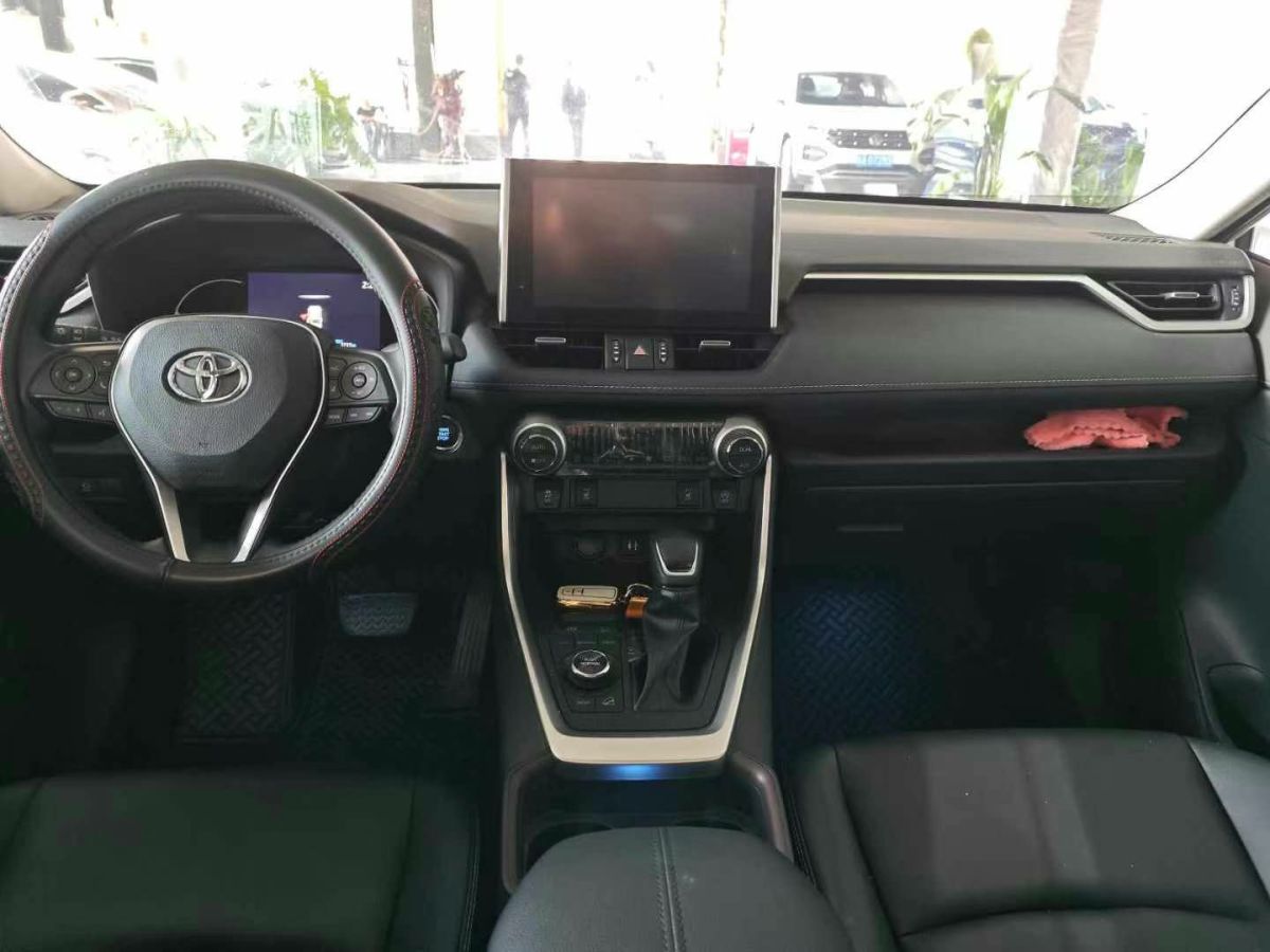 2022年1月豐田 RAV4榮放  2022款 2.0L CVT四驅(qū)尊貴版