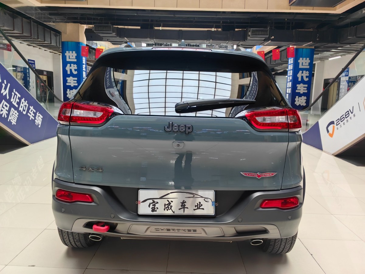 Jeep 自由光  2014款 3.2L 高性能版圖片