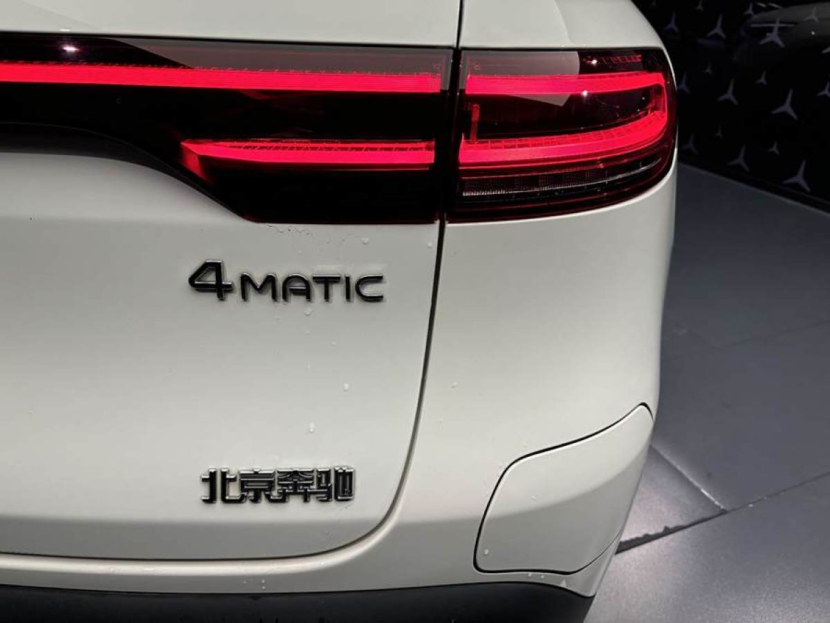 奔馳 奔馳EQC  2022款 改款 EQC 350 4MATIC 特別版圖片