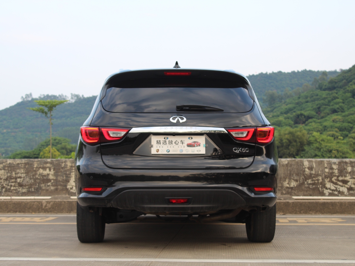 英菲尼迪 QX60  2020款 2.5 S/C Hybrid 兩驅(qū)卓越版 國VI圖片