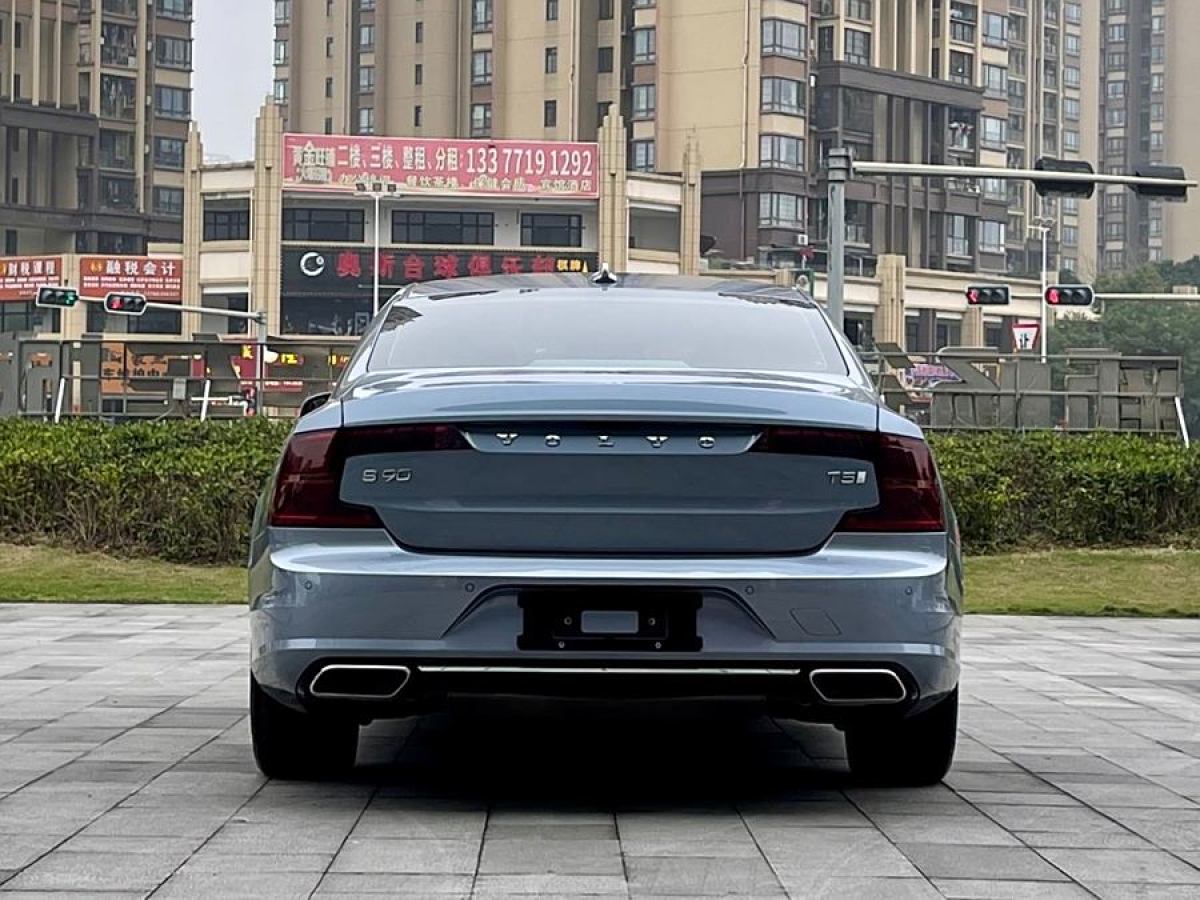 沃爾沃 S90  2018款 T5 智尊版圖片