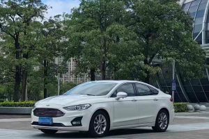 蒙迪欧 福特 Energi 2.0 PHEV CVT智控旗舰型