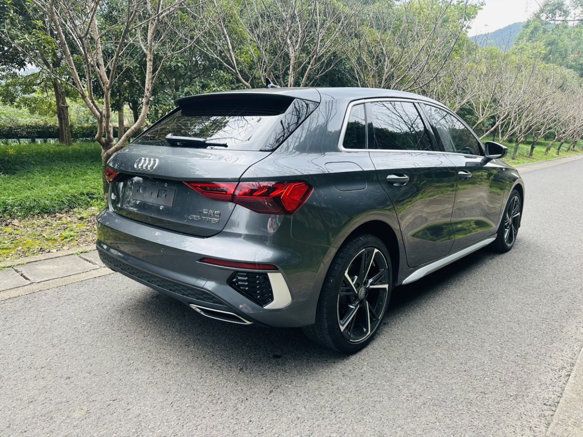 2022年5月奧迪 奧迪A3  2022款 Sportback 35 TFSI 時(shí)尚運(yùn)動(dòng)型