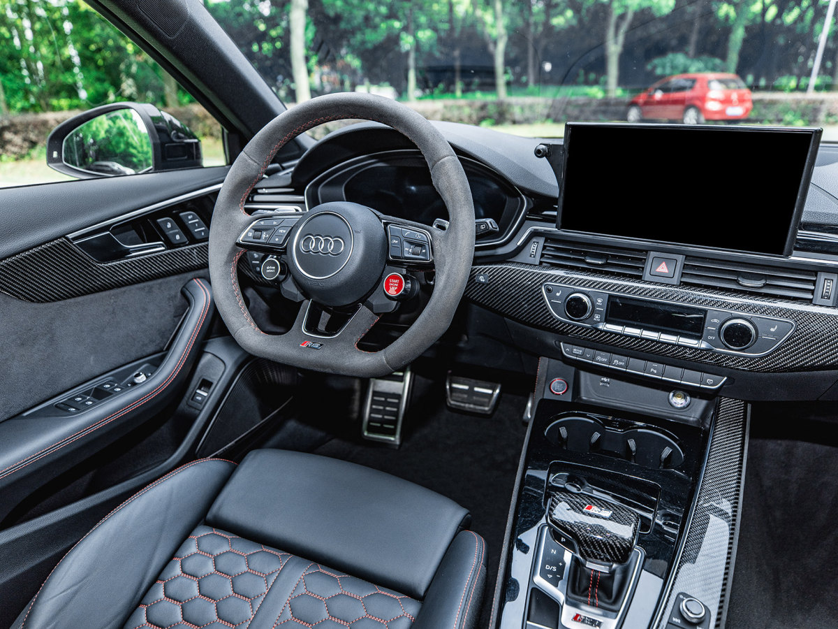 奧迪 奧迪RS 4  2023款 RS4 Avant 暗金版圖片