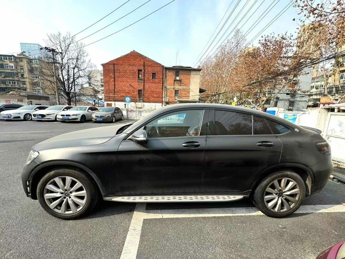 奔馳 奔馳GLC  2021款 GLC 300 4MATIC 轎跑SUV圖片