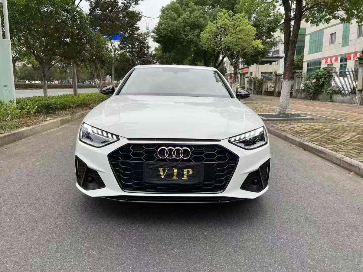 奧迪 奧迪A4L  2023款 40 TFSI 豪華動感型圖片