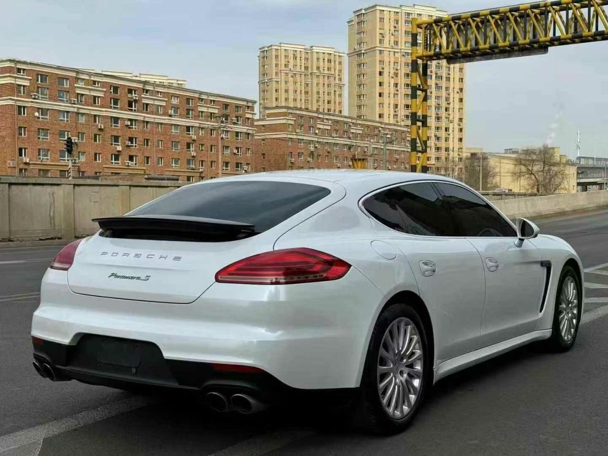 保時(shí)捷 Panamera  2015款 Panamera Exclusive Series 4.8T圖片