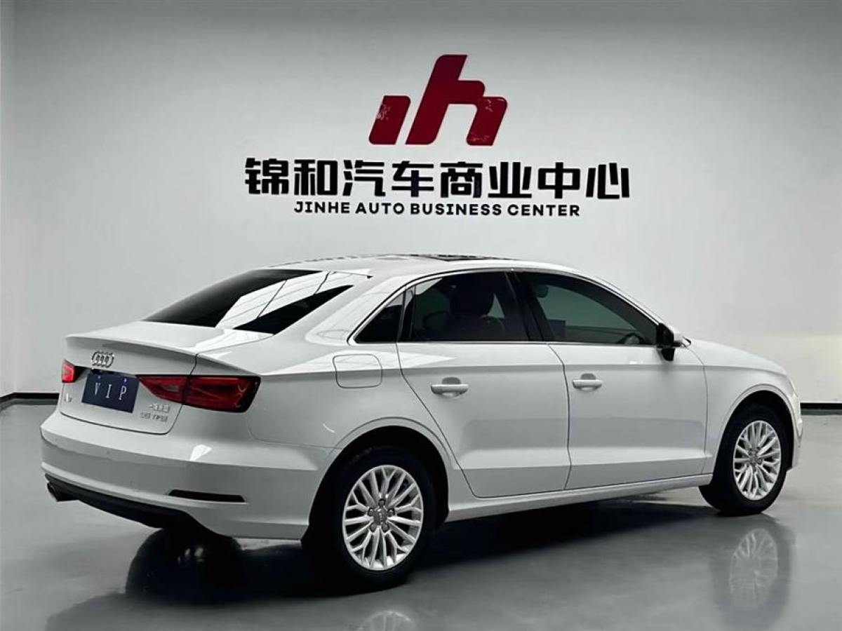 奧迪 奧迪A3  2016款 Limousine 35 TFSI 進(jìn)取型圖片