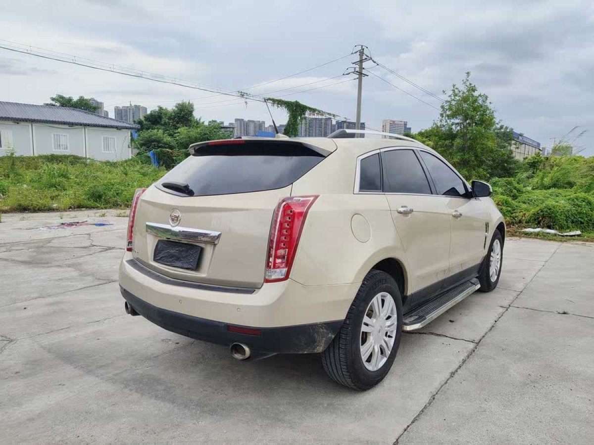 凱迪拉克 SRX  2011款 3.0L 豪華型圖片