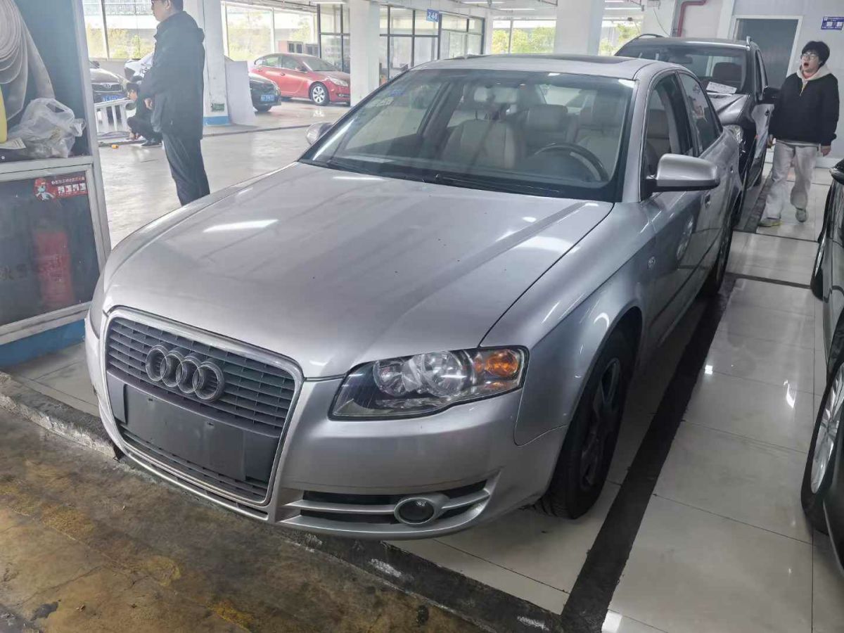 奧迪 奧迪A4  2007款 A4 3.0 Quattro旗艦型圖片