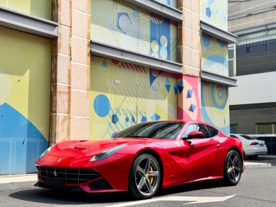 法拉利 F12berlinetta 6.3L 標準型圖片