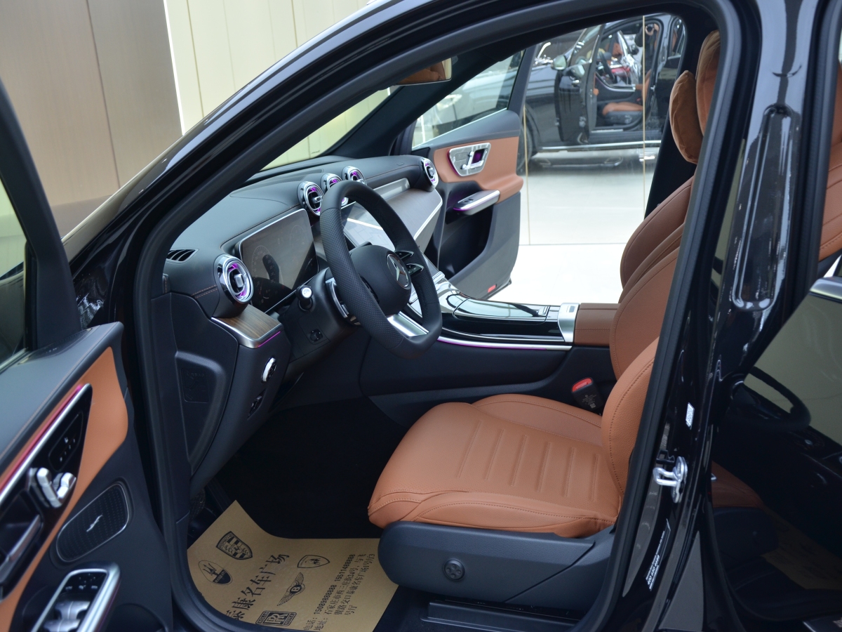 奔驰 奔驰GLC  2023款 改款 GLC 300 L 4MATIC 动感型 7座图片