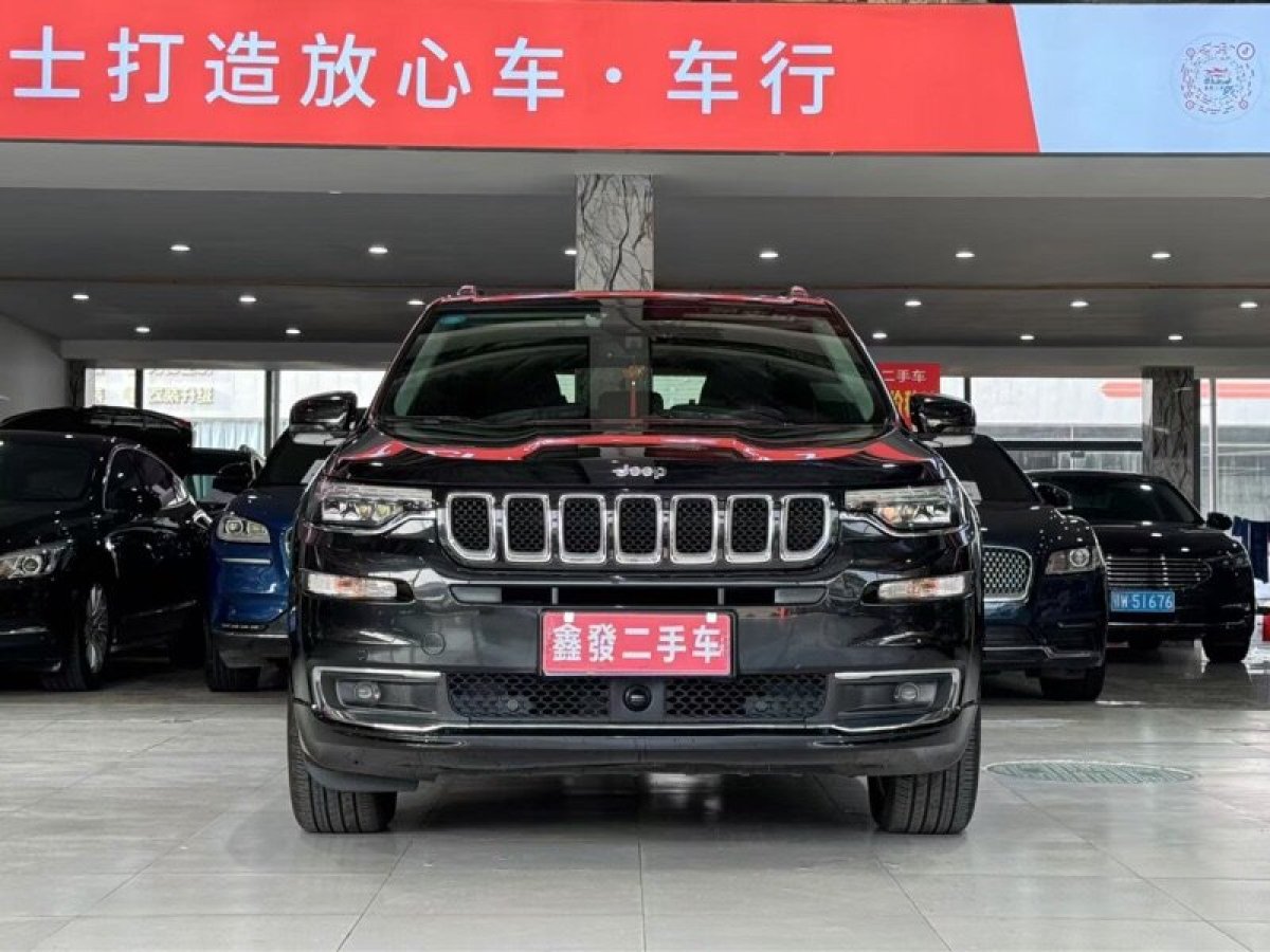 Jeep 大指揮官  2018款 2.0T 四驅(qū)智享版 國(guó)VI圖片