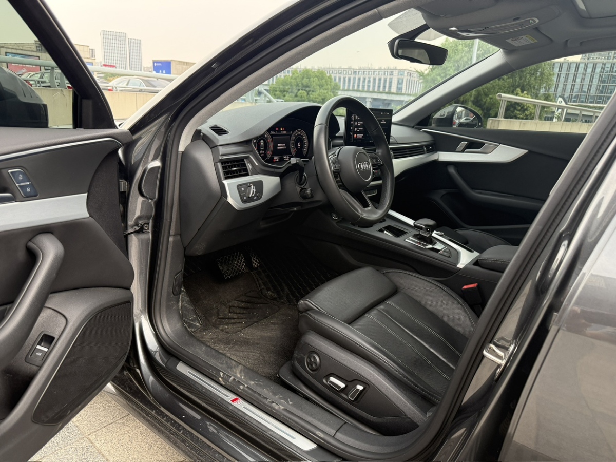 奧迪 奧迪A4L  2024款 40 TFSI 時(shí)尚動(dòng)感型圖片