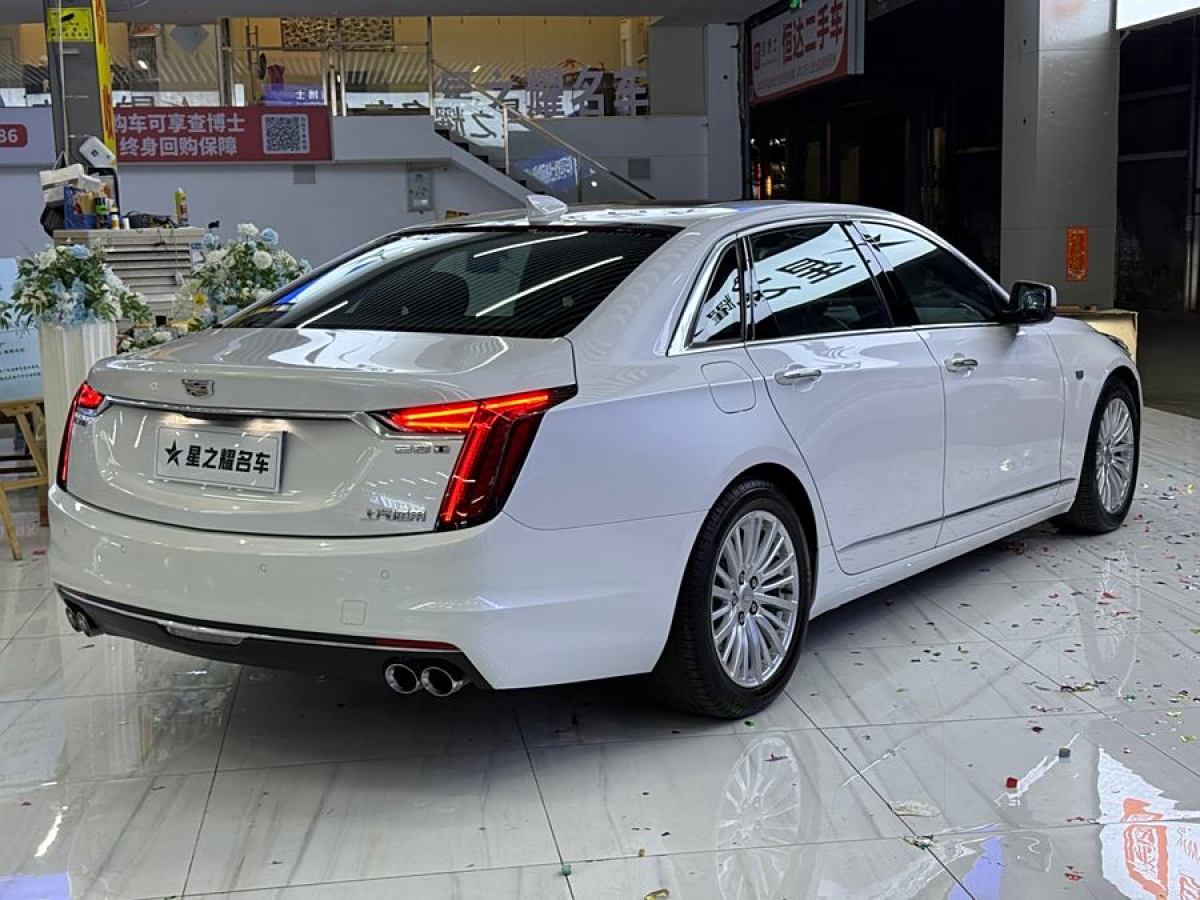 凱迪拉克 CT6  2022款 28T 豪華型圖片