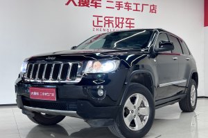 大切諾基 Jeep 改款 3.6L 豪華導(dǎo)航版