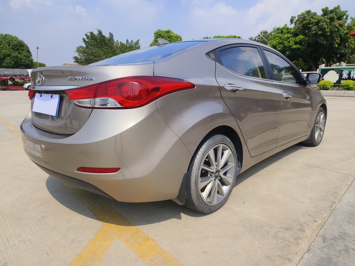 現(xiàn)代 朗動  2015款 1.6L 自動領(lǐng)先型圖片