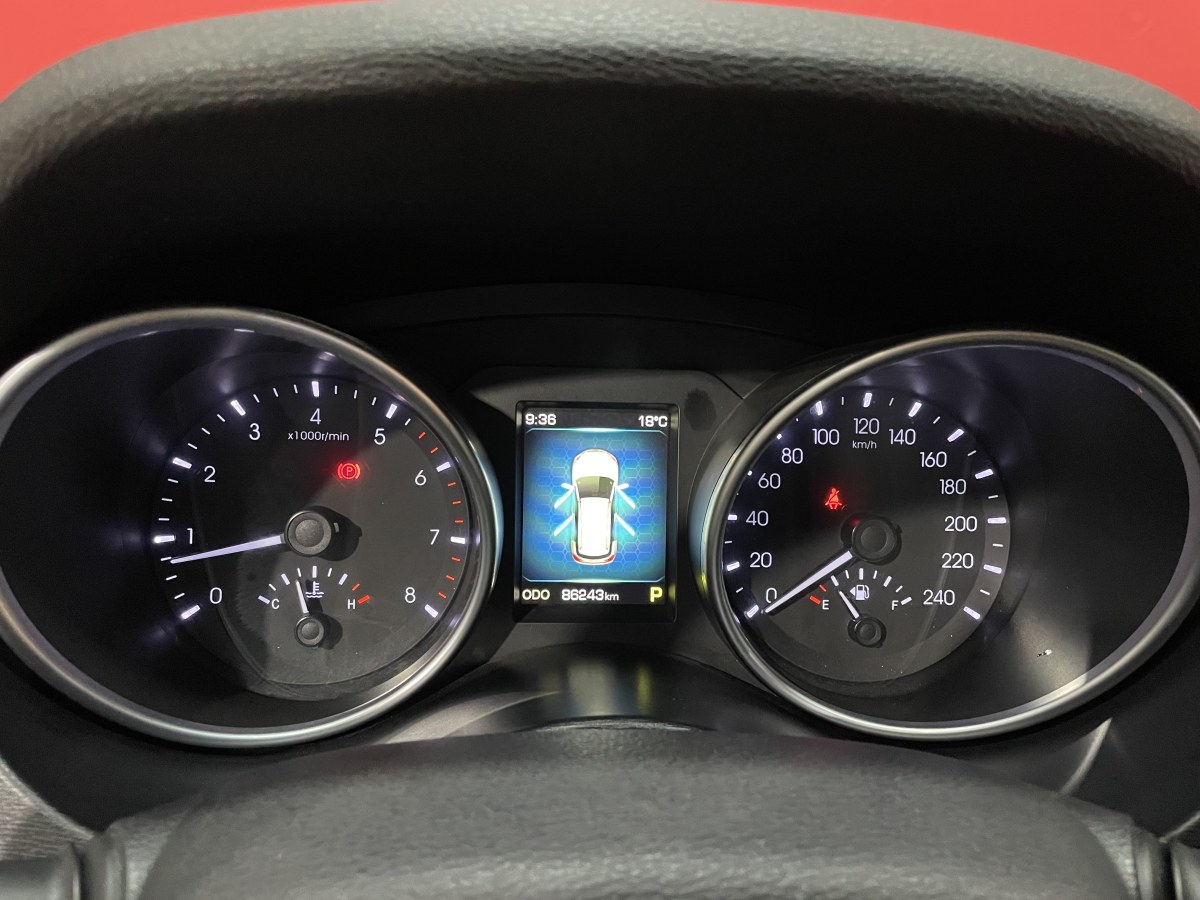 哈弗 H6 Coupe  2015款 蓝标 2.0T 自动两驱尊贵型图片