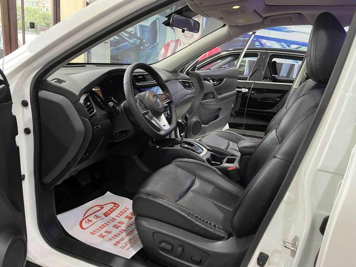2019年3月日产 奇骏  2019款 2.0L CVT智联舒适版 2WD