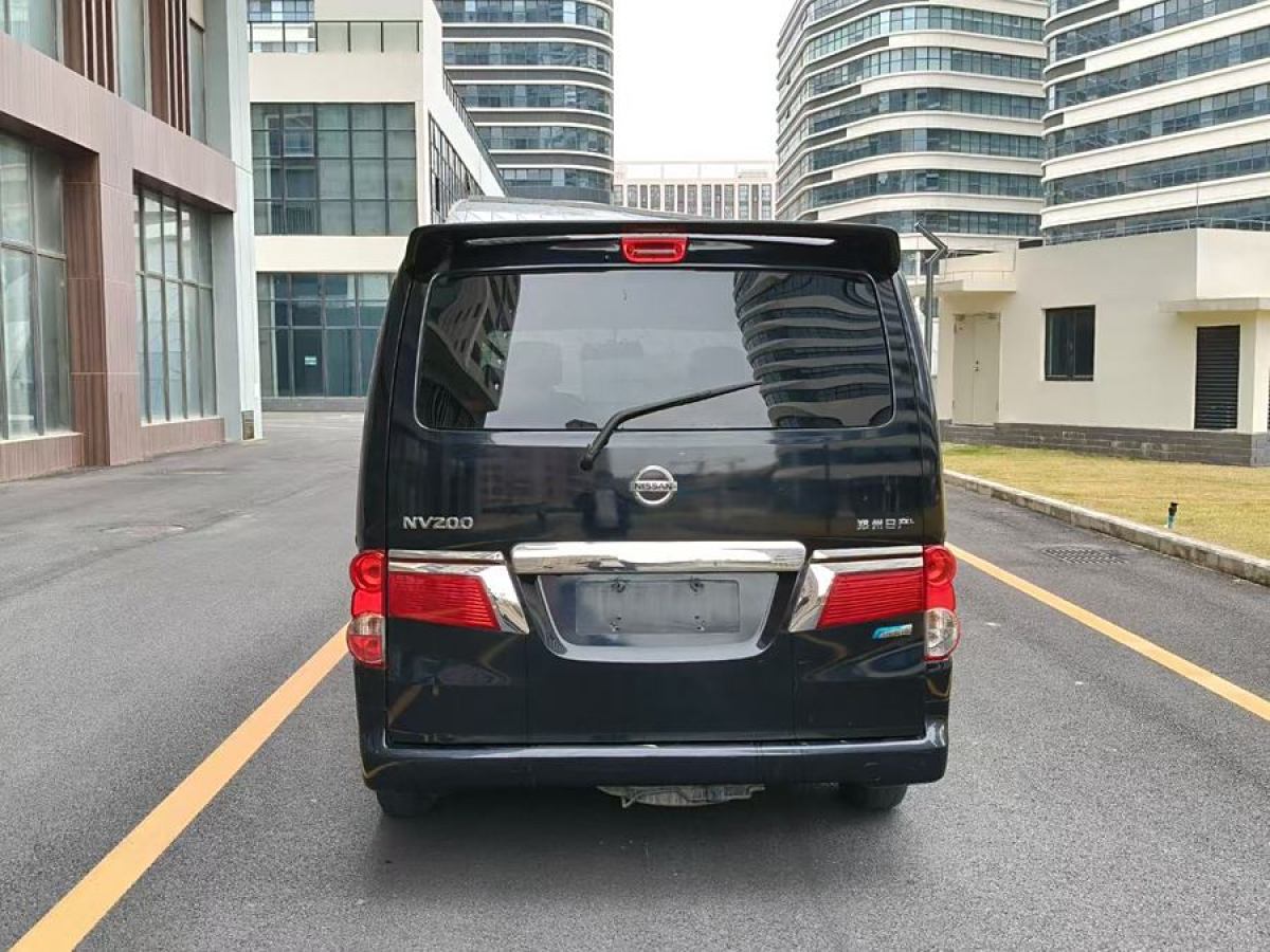 日產(chǎn) NV200  2018款 1.6L CVT豪華型圖片