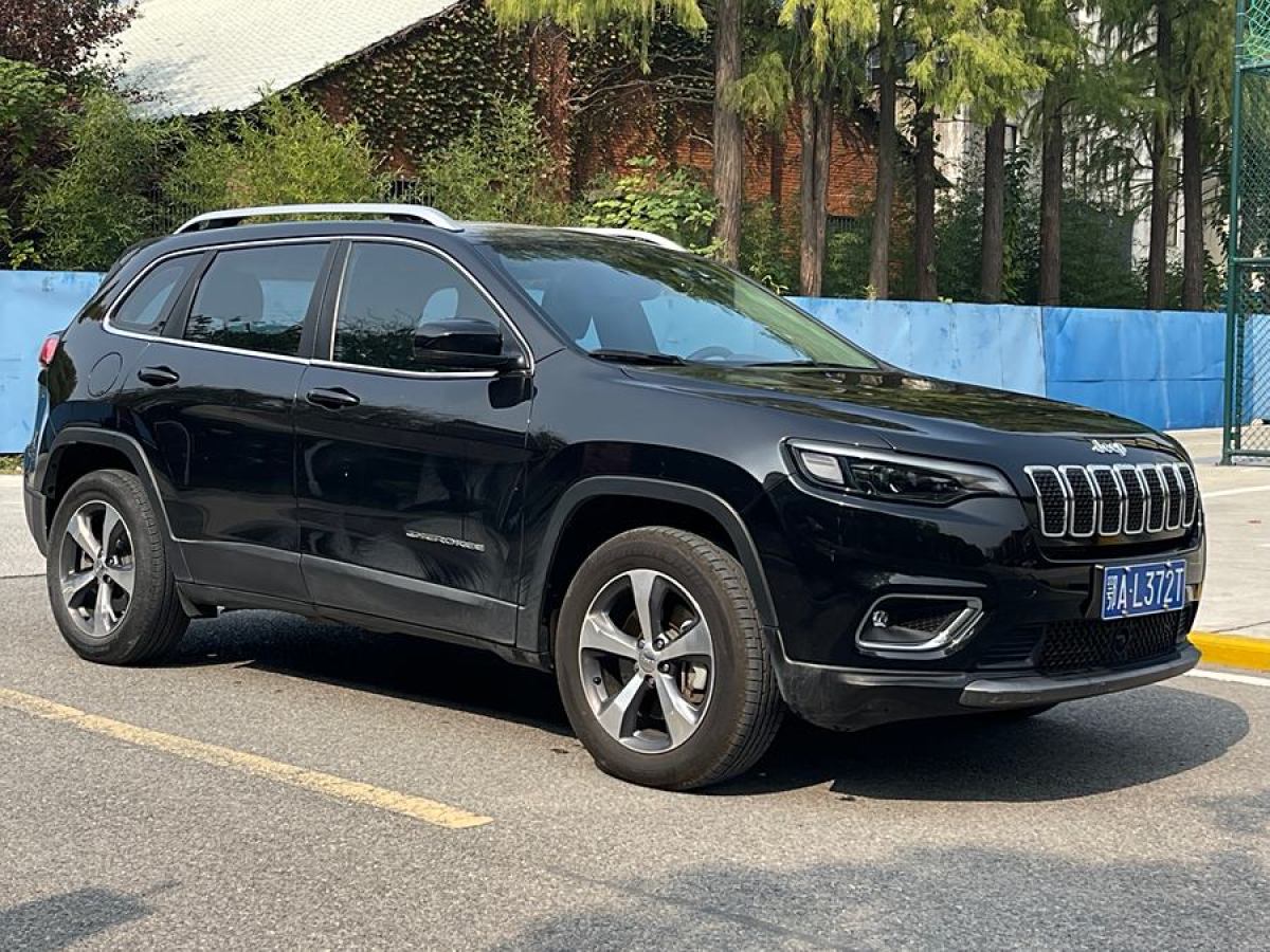 Jeep 自由光  2019款 2.0T 四驅(qū)探享版 國(guó)VI圖片