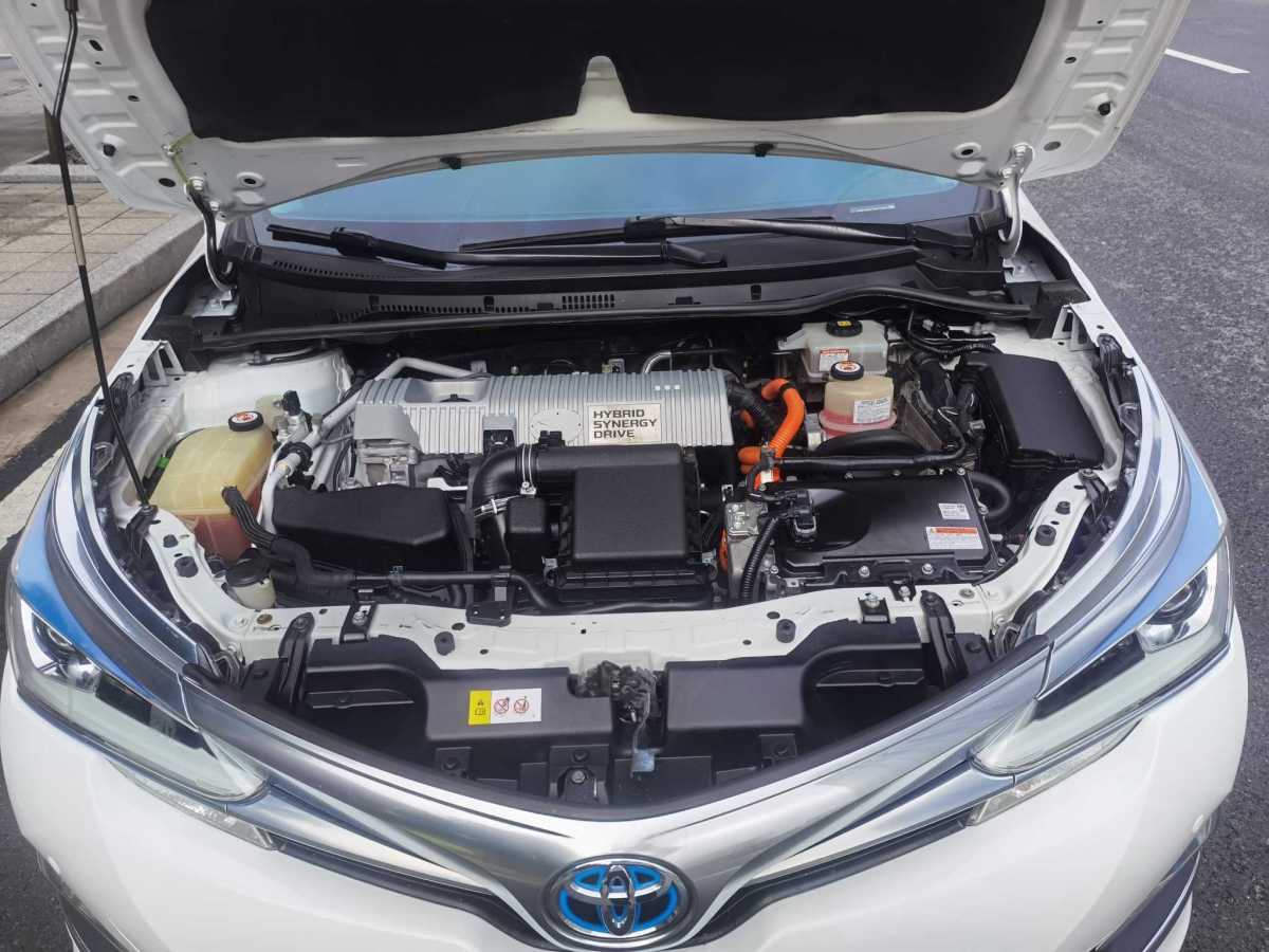 丰田 卡罗拉  2017款 改款双擎 1.8L E-CVT精英版图片