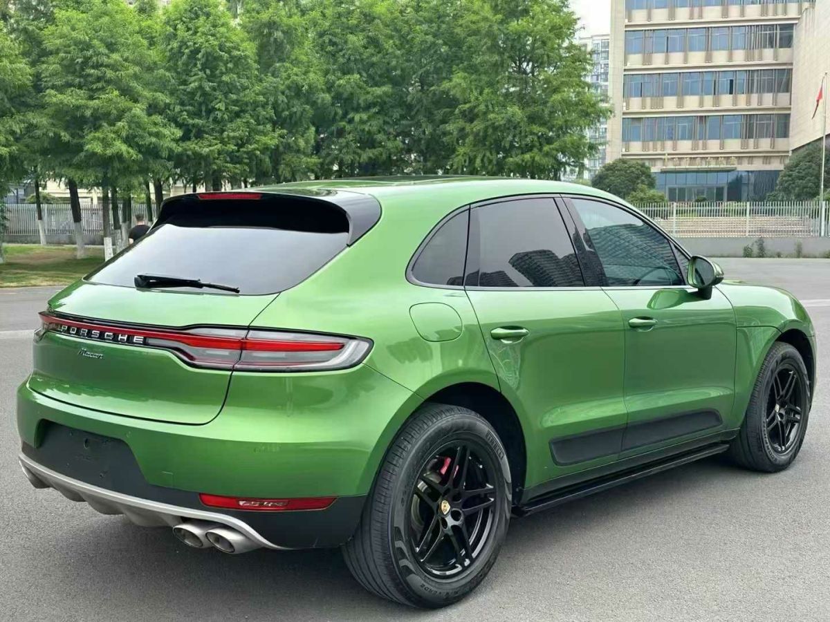 保時(shí)捷 Macan 圖片