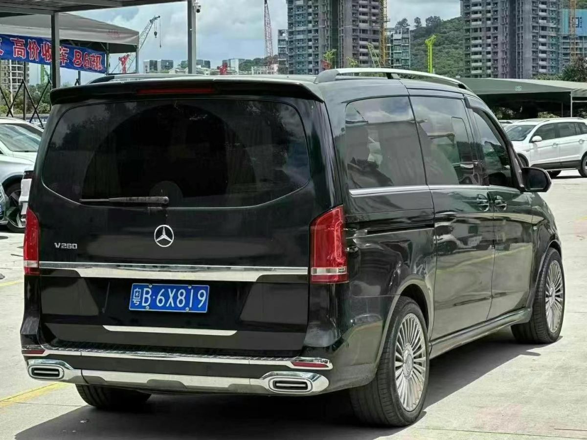 奔馳 V級  2017款 V 260 L 尊貴加長版圖片