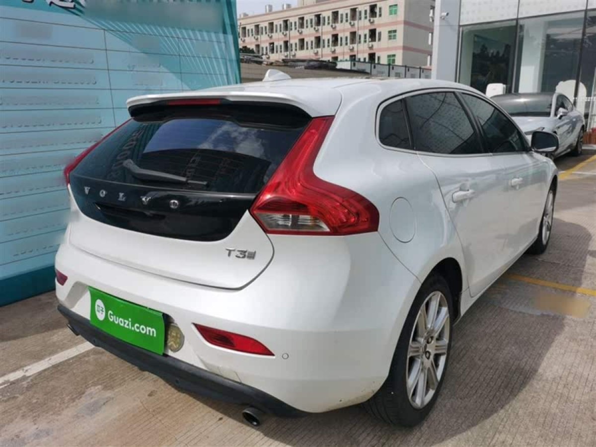 沃爾沃 V40  2017款 T3 智雅版圖片