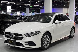 奔馳A級 奔馳 改款 A 200 L 運動轎車動感型