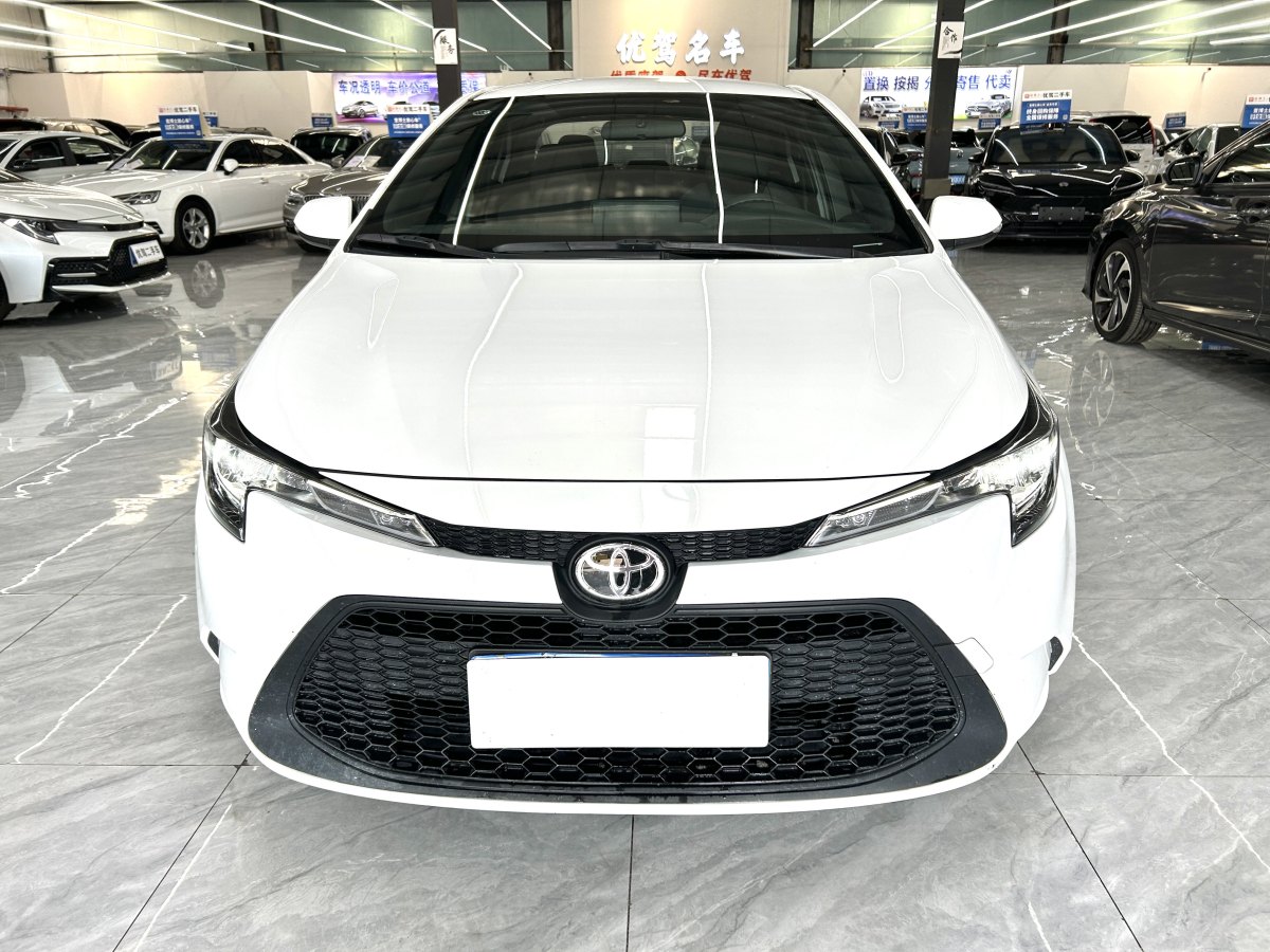 豐田 雷凌  2022款 改款 TNGA 1.5L CVT進(jìn)取版圖片