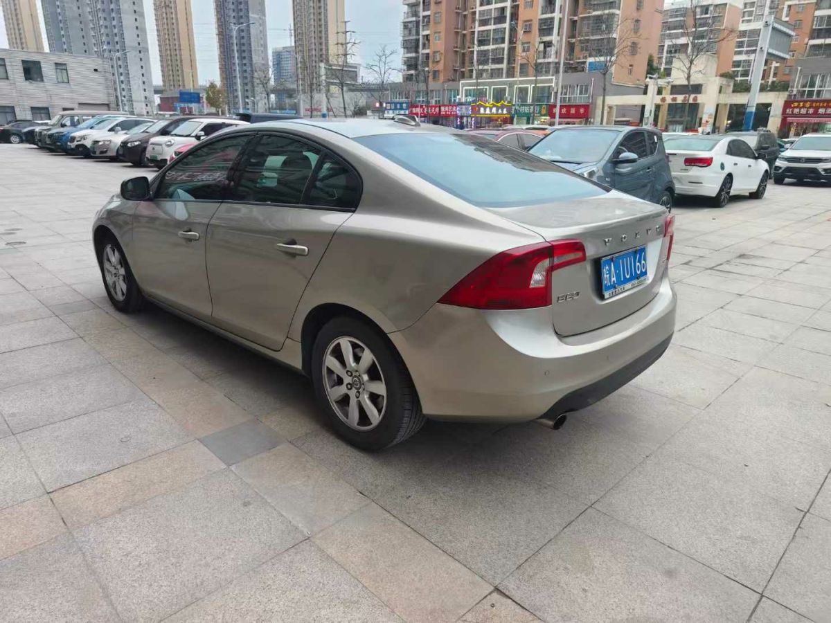 沃爾沃 S60  2011款 T6 AWD 智尊版圖片