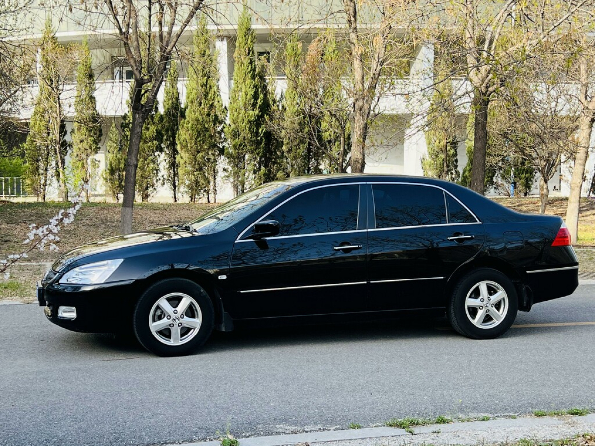 本田 雅阁  2007款 2.0L 自动标准版图片