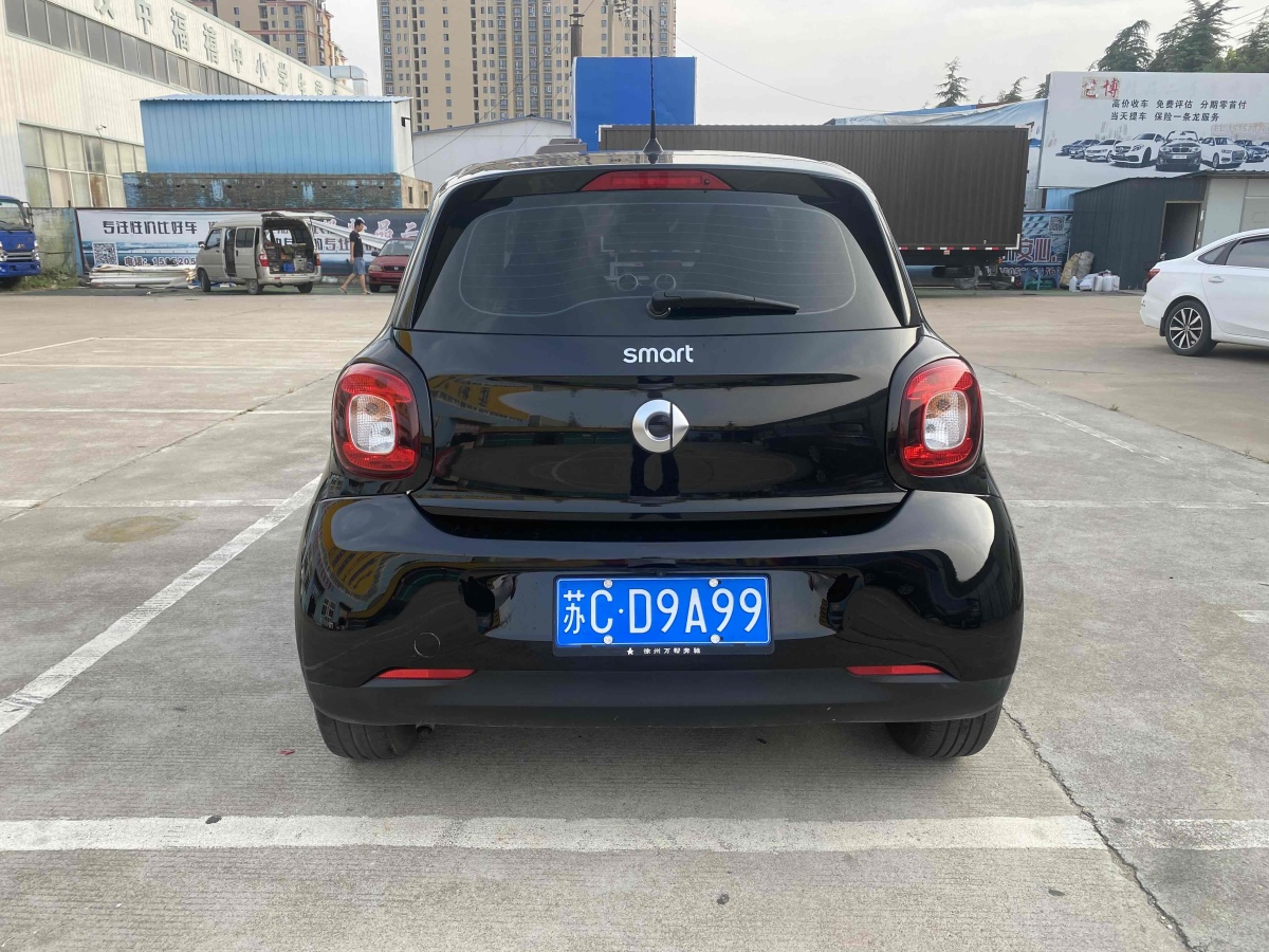 smart forfour  2018款 1.0L 52千瓦靈動版圖片