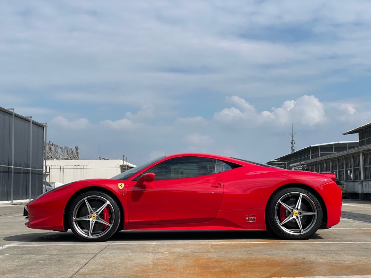 法拉利 458  2012款 4.5L Italia 中國限量版圖片