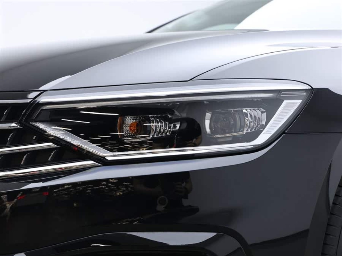 大眾 邁騰  2023款 200萬輛紀念版 280TSI DSG舒適型圖片